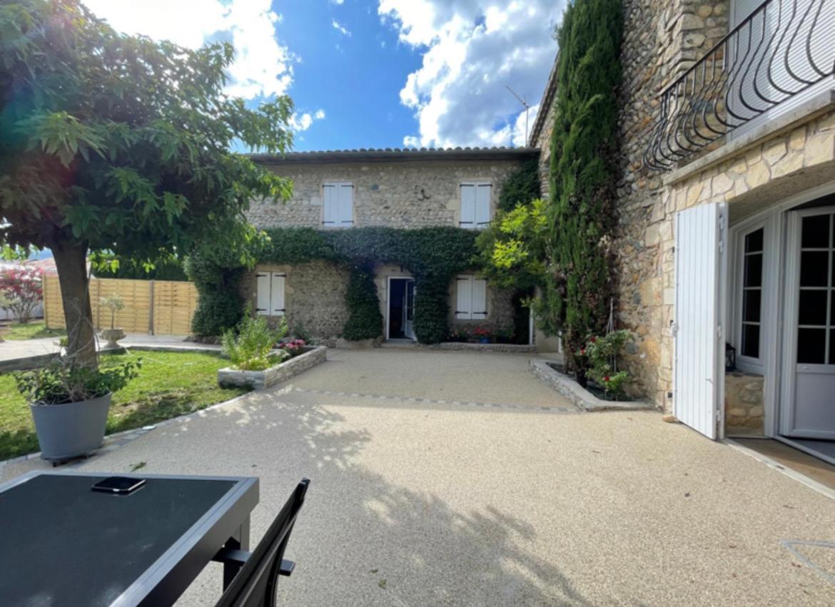 Apartamento Petite'Escale Charmes-sur-Rhone Exterior foto